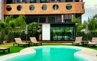 Hotel Fuse Rayong - Swimmingpools