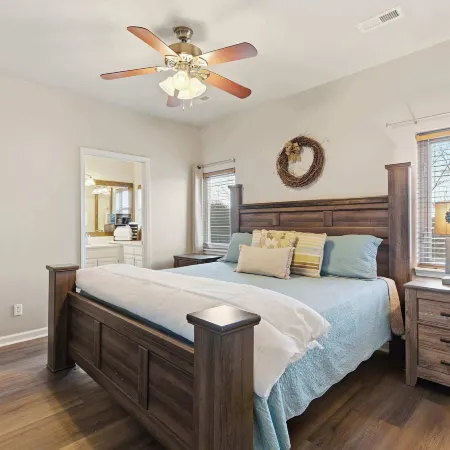 Oak Lane Escape - Branson - Resort Condo on Golf Course w/ Endless Amenities