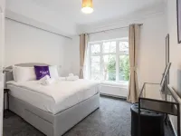 Spacious House With Parking Near Heaton Park Hotels in Prestwich