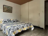 The Cat’s Nail House