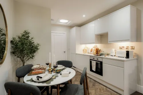 Clifton Road Apartments | No.2 - Condos