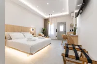 Adama's Suites