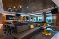 Marriott Austin North的SpringHill套房 - 浴缸
