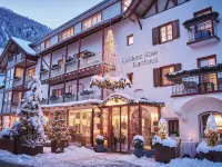 Goldene Rose Karthaus Hotels in Schnals