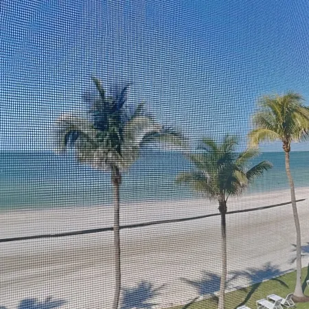 Seaside 303