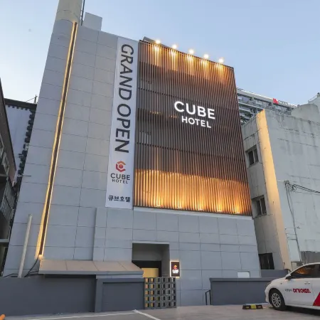 Cube Hotel