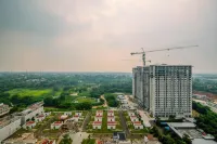 Fancy and Nice Studio Apartment at Podomoro Golf View By Travelio