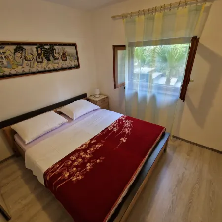 Apartments Zlatko
