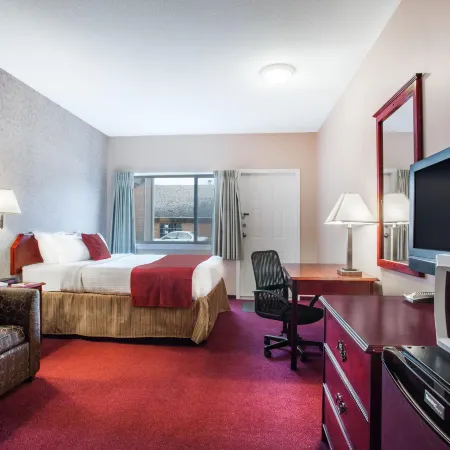 Ramada by Wyndham 100 Mile House
