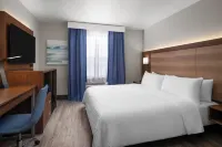 Garner Hotel Pigeon Forge Downtown by IHG - 3-Star