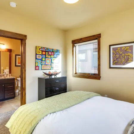 Frisco Condo w/ Rooftop Deck: Walk to Main St!