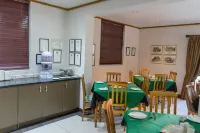 Turnberry Boutique Hotel - breakfast