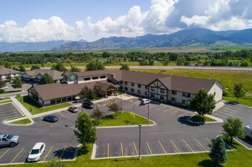 MountainView Lodge and Suites