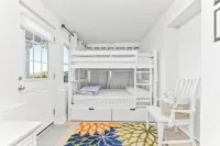 Waterfront Retreat with Private Beach and Amazing View on Chesapeake Bay