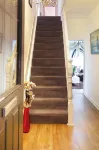Elegant 5-bedroom Home- Fast Wifi, Free Parking & Netflix