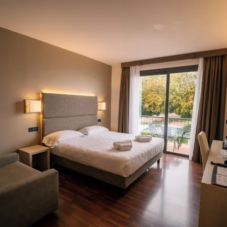 Yachting Hotel Mistral