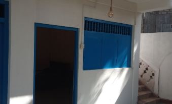 Amaya Hostel and Restaurant