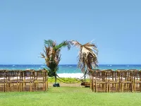 BreakFree Aanuka Beach Resort - Beach
