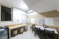 Iksan May 7 Hotel - Motels