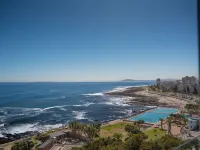 Horizon Aparthotel by Totalstay Hotels near Queens Beach