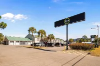 B&B Hotel Jacksonville Airport - parking