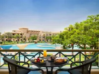 Mövenpick Hotel Cairo-Media City - Beach