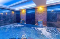 Hotel Master - Hot Tub