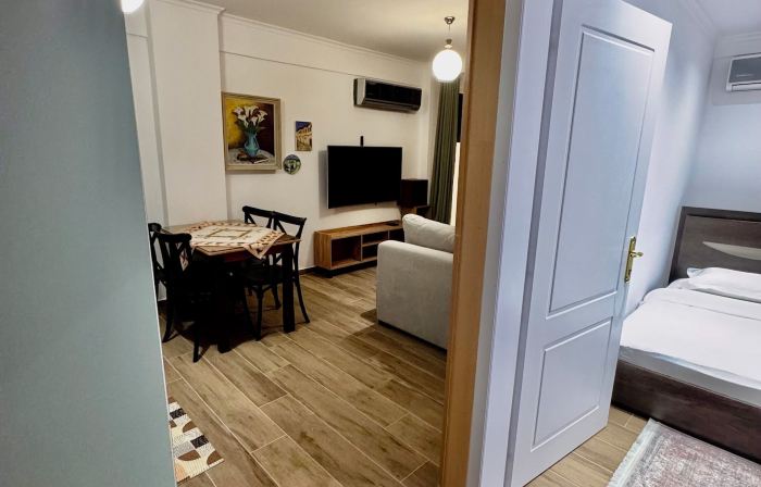 Aisha Apartment