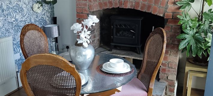 Morecambe Apartment - Sleeps 3 - 5 Mins to Sea Hotels in Morecambe