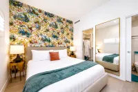 Cayman Luxury Rentals at the Grove