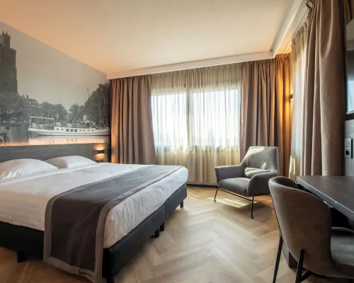 Bastion Hotel Vlaardingen Отели рядом с достопримечательностью «Эмхавен»