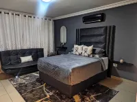 Royal ensuit at Palma spaces Hotels near Sinoville
