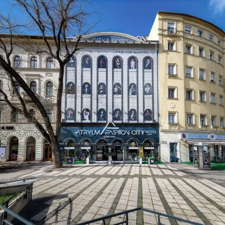 Fashion City Hotel Отели рядом с достопримечательностью «Железнодорожный вокзал Ньюгати»