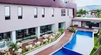 Hotel Suni Abepura - Kolam Renang