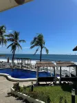 Reef on the Water Hotel di 