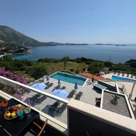 Arba Seaview Residences Apartments