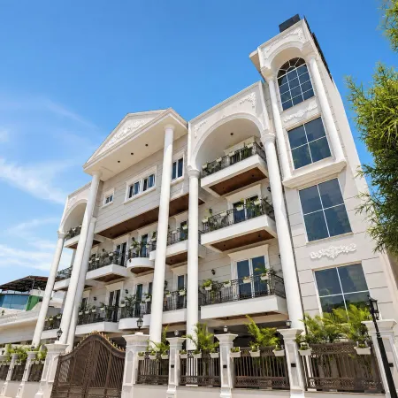 Alaya Stays Kalyan Mansion Cosmos 3BHK