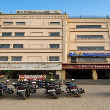 Hotel Madhuvan
