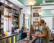 The Beaconsfield Hotel - bar