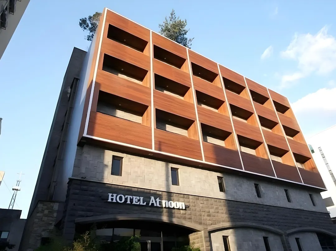 Hotel At Noon - Jeju-do