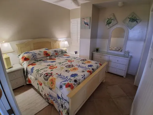 Ochlocknee Bay Waterfront 2Br Retreat with 200-Ft Private Dock First Floor - Wi-Fi