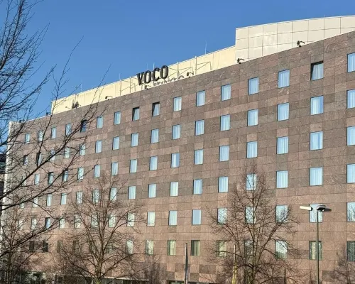 杜塞爾多夫西斯特恩voco飯店 洛力克附近的飯店