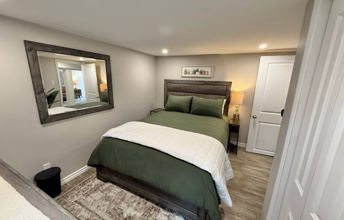 Modern 2BR Retreat w Heated Floors-Gazebo
