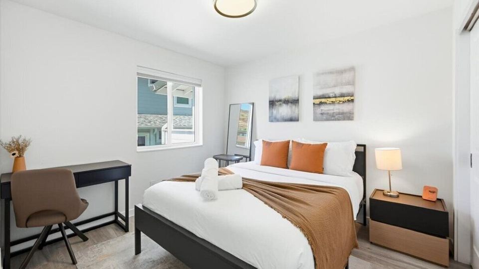 Modern 3Br 2BA / Family Friendly / Smart Toilets / EV Charging / SFO