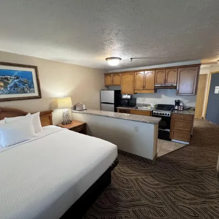 Promenade Inn & Suites Oceanfront