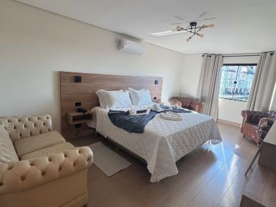 Le Bonne Ville Hotel