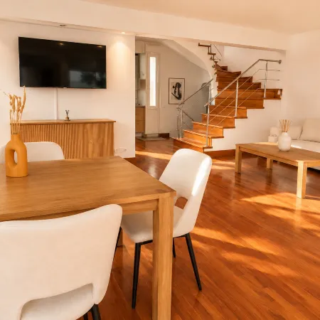 Adelos II Glow Villa – 5BR 360m² -Elevator-Rooftop