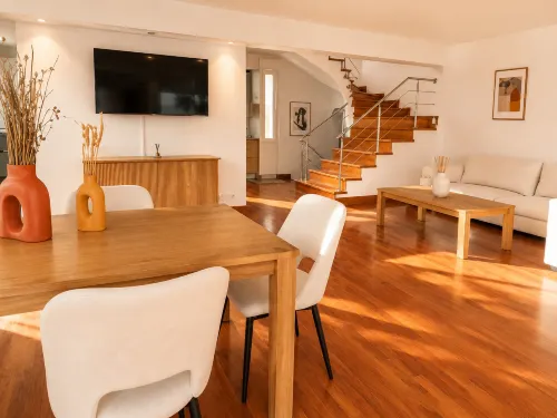 Adelos II Glow Villa – 5BR 360m² -Elevator-Rooftop - Holiday bungalows