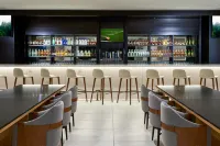 Falls Church Marriott Fairview Park - Barer