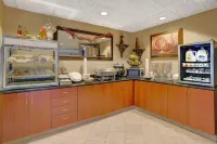 Microtel Inn & Suites by Wyndham Indianapolis Airport - servizio colazione